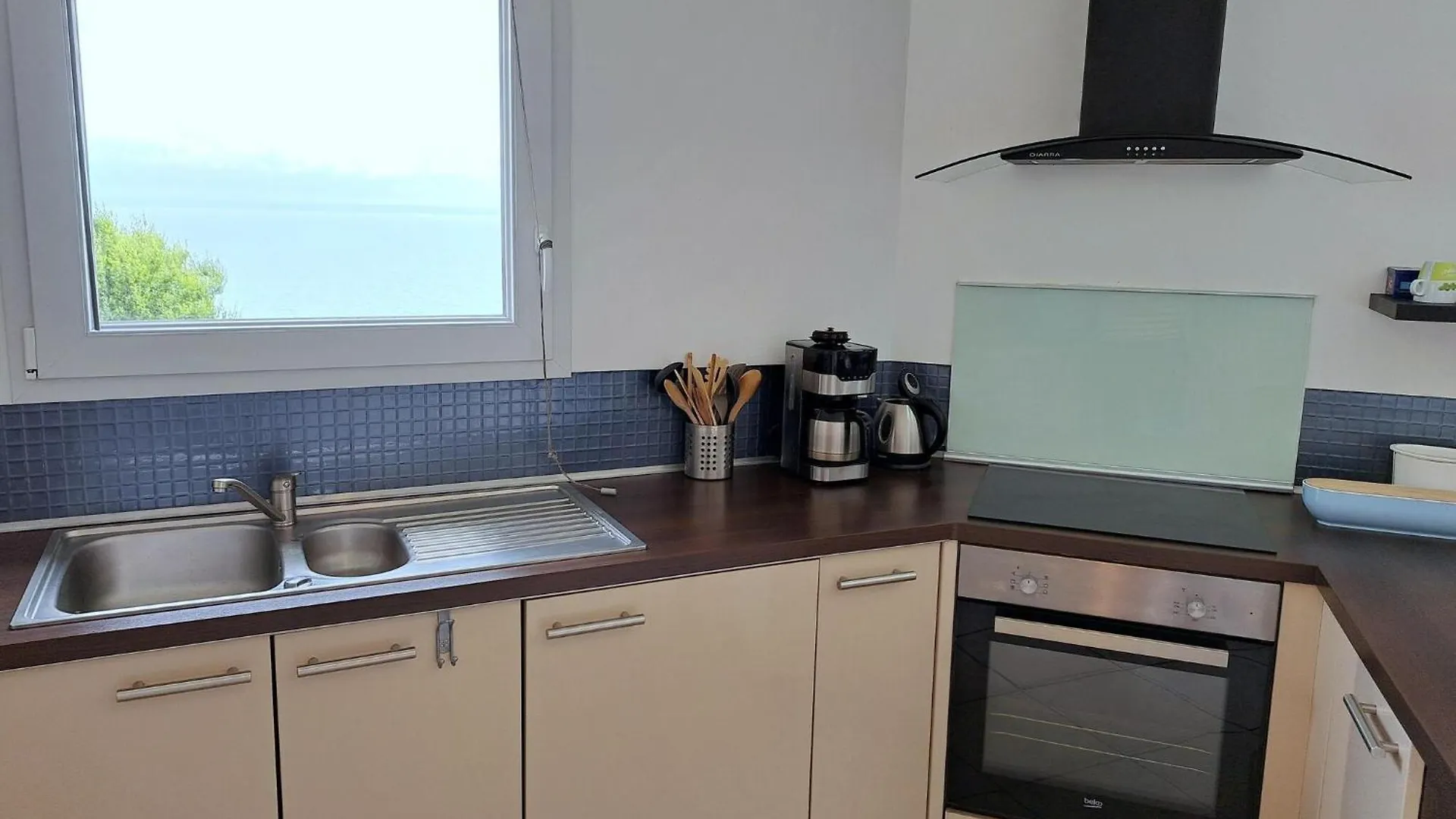 180° Panoramic Sea View, Holiday Home, Telgruc-Sur-Mer