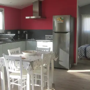  Hébergement de vacances Petite Maison Au Calme